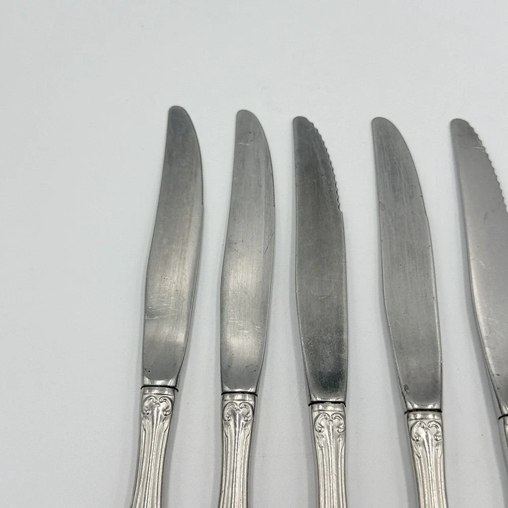 Oneida Community Louisiana Stainless Knives 3 Dinner 2 Steak Floral Lot of 5